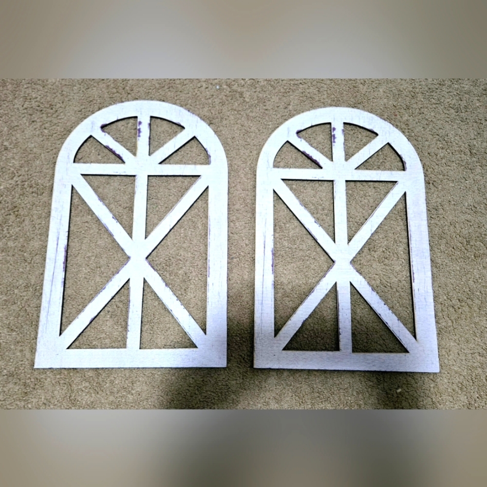 Arch window pane frame